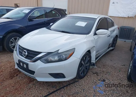 2016 Nissan Altima 2.5 from USA, damaged, VIN 1N4AL3AP8GC125030